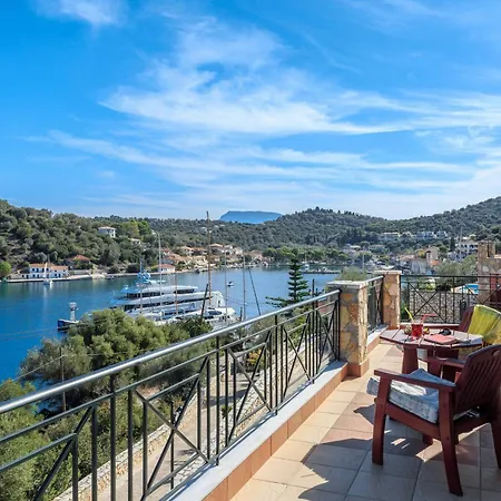 וילה Constantina Meganisi Katomerion